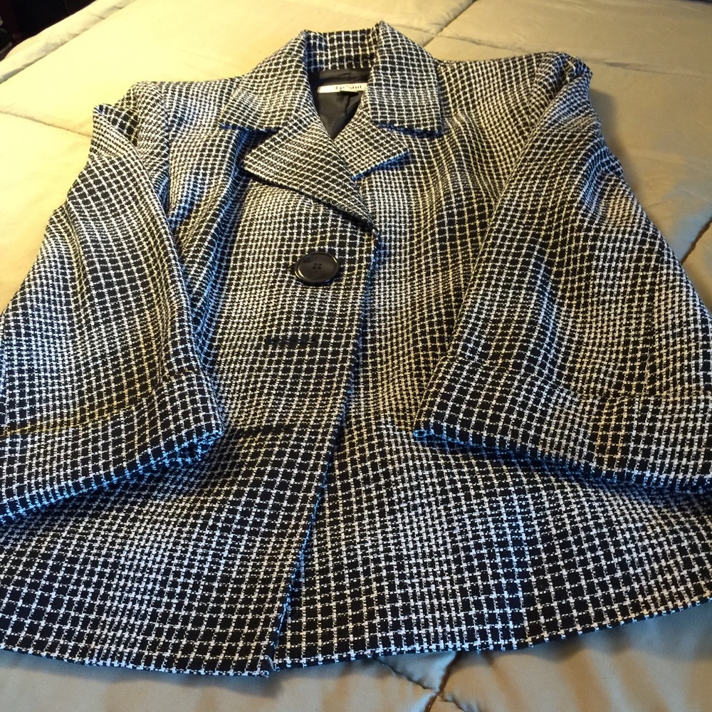 Black and white Blazer Jacket - Le Suit - Size 8 - Pre owned - Excellent Condion